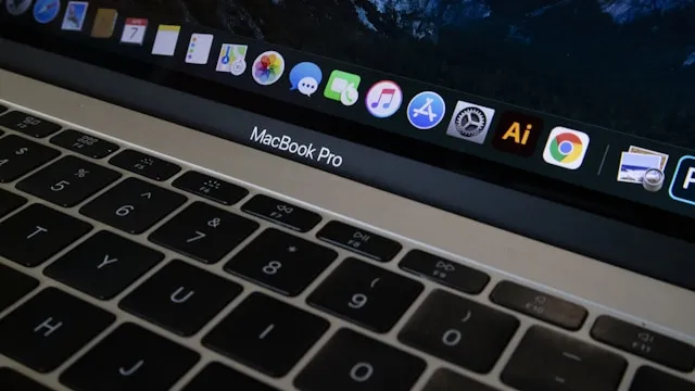 2015款 MacBook Pro 13寸拯救计划：电源、电池与系统升级实战